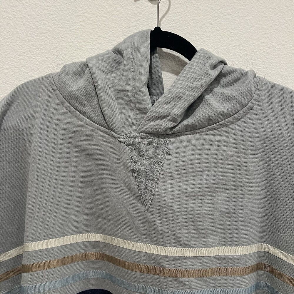 Sand Cloud Border Classic Stripe Hooded Poncho - 2026 - Grey - Picture 3 of 9